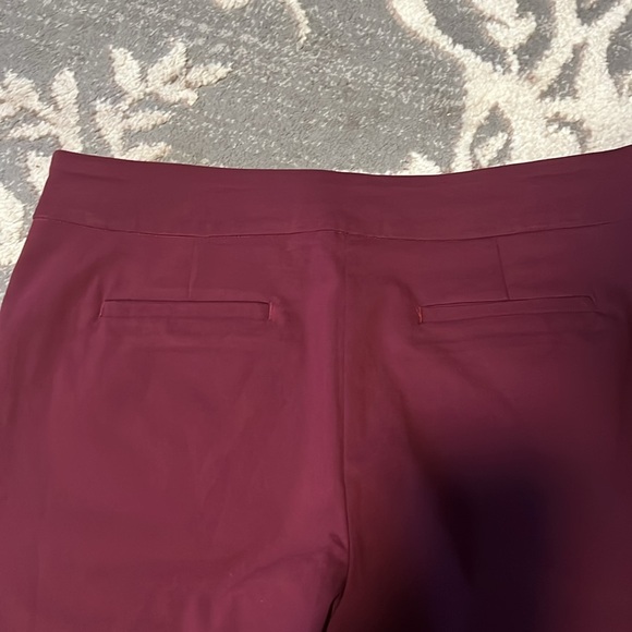 Eric casual wine colored pants. Stretchy. No pockets. New. Size 1X - Picture 7 of 7